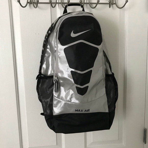 nike air max backpack grey